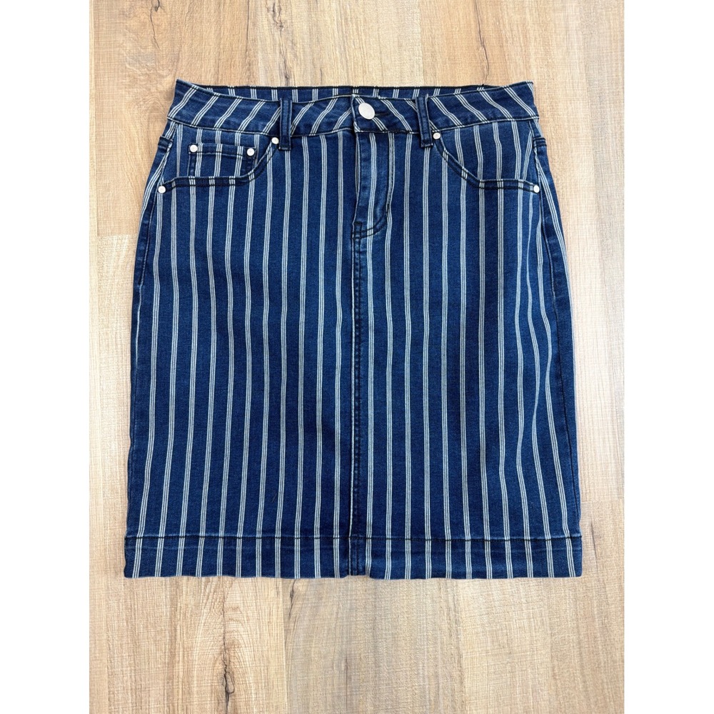 Baccini Blue White Striped Denim Pencil Skirt Size 4 Stretch Knee Length